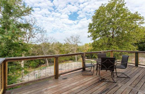 3BR House By Lake with BBQ Fire Pit & EV Charger - Foto 3