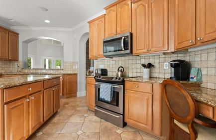 Lakefront 6bdr, Priv Dock, Game Room, Firepit Jake's Lake House by Avantstay - Foto 38