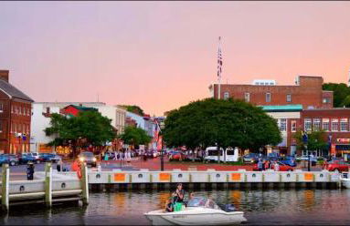 Historic Row Home 1 Block from Gate 1 at USNA - Foto 46