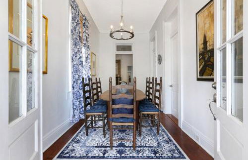 Uptown Spacious 4BD/3BA with Historic Charm - Foto 32