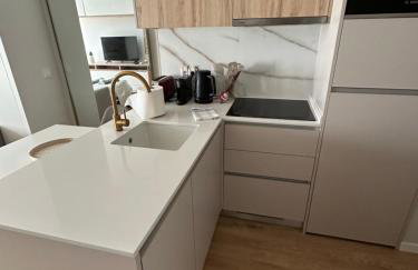New Douro Tower 206 with shared pool and parking - Photo 21
