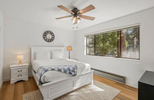 Tahoe Peaks & Shores Getaway - Foto 14