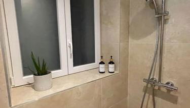 L'Epicentre - Photo 2, Shower