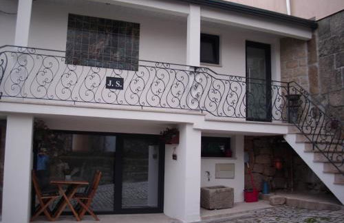 Casa do avô Serafim - Photo 1