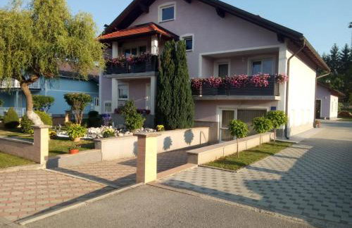 Apartman Karmen Gospić - Photo 2