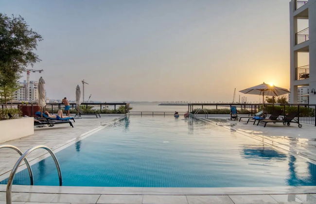 Stylish 2BR in La Rive 2 - Photo 18