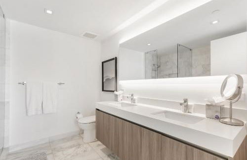 Tiffany Hazel - Rooftop Pool, Gym, & Walk to Beach - Foto 4