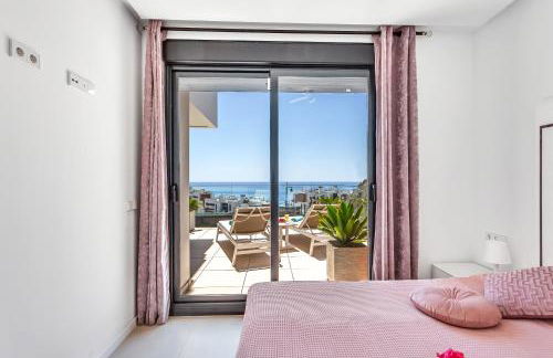 Blue Lady by the Sea - Photo 26