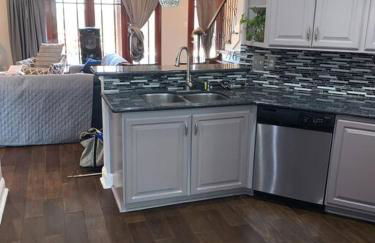 Modern home with beautiful pool - Foto 4