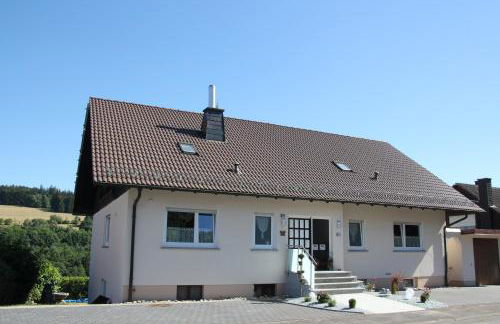 Ferienwohnung Abersfelder mit Balkon - Foto 1