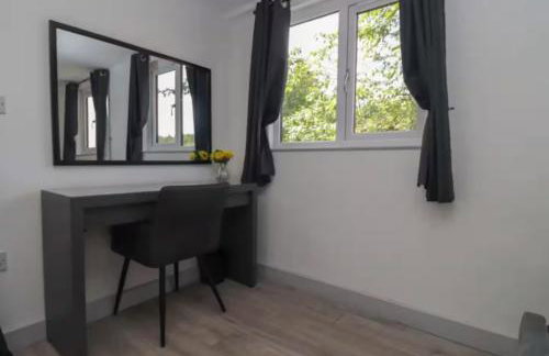 The Cabin - Private Car Park with CCTV - Fast WiFi - Peaceful Retreat with Views for Business or Couples - Foto 17