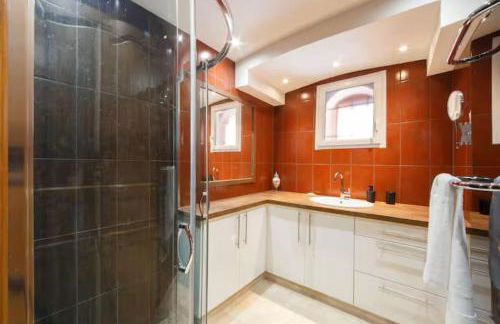 Villa L'Oasis du Rhône & Piscine privée - Foto 9