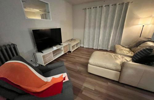 Modern 2BR Home 10 min Boston Near Assembly Row - Foto 11