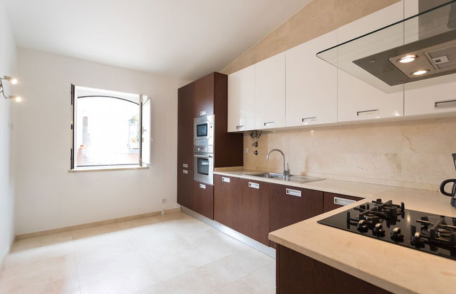 Alfama Modern Two-Bedroom Apartment w/ River View and Parking - by LU Holidays - Photo 19