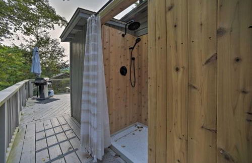 Cozy Stockbridge Cabin - Walk to Beach and Lake! - Foto 18