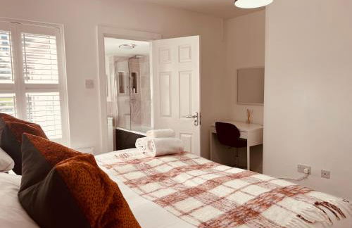 Beautiful, Luxurious 3 Bed house, Perfect for Contractors , Family & Friends - Foto 30