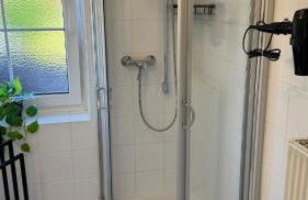 Alpen-Oase - Gemütliche FEWO mit Terrasse - Foto 9