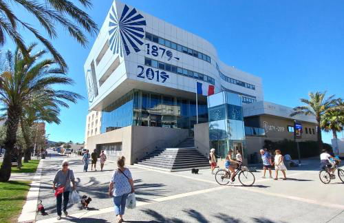 "LE COEUR GRAU" 4 personnes , parking privé , proche mer et tout commerces , 10 mn du centre ville à pieds - Foto 18