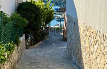 Villa Lungomare-Large Waterfront Apartment -Lungomare Promenade 6 - Foto 5