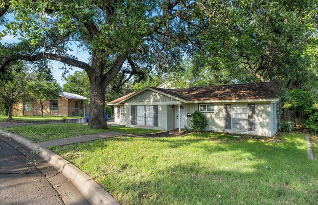 Spacious 4Bed Home in South Atx -Monthly - Foto 26