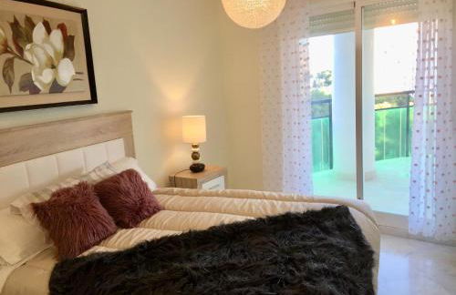 Apartamento de lujo con 2 dormitorios en Benidorm - Photo 6