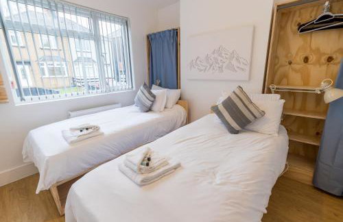 Contractor Base Newport 3 Bed Van Parking Sleeps 5 - Foto 33