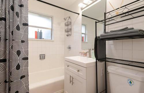 Spacious Retreat 3 Miles to Airport 12 to Seattle - Foto 37