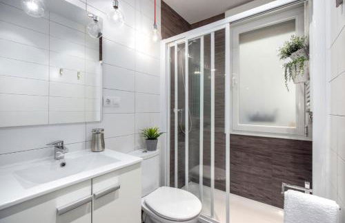 Ondarreta Beach Apartment con parking free y Aire acondicionado - Foto 13