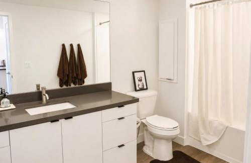 Urban Chic Home 10 Min from Disneyland With Pool & GYM - Foto 45