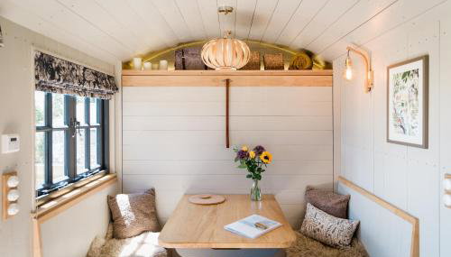 Boutique Cornish Shepherd's Hut with Hot Tub - Foto 4