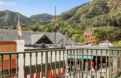 The Owl's Nest @ Manitou: Mtn Views on Main Street - Foto 35