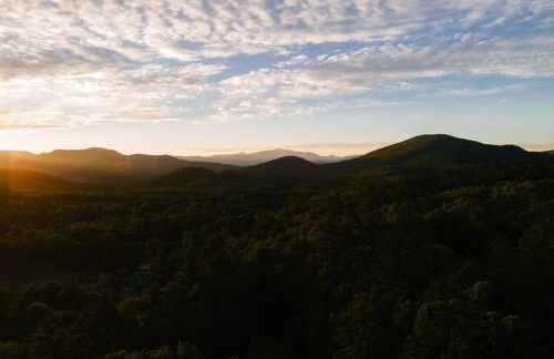 Family Retreat Sauna Hot Tub Games Peloton - Photo 74