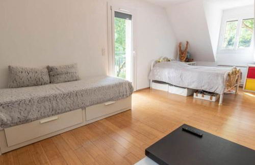 230m2 sur 3800m2 - jacuzzi 6 places - 16pers max - Foto 25