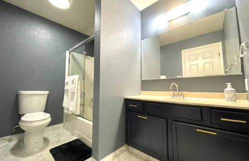 NEW Modern 4BD I 2BA Home 30MIN to Berkeley,SF,Napa - Foto 16