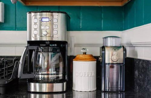 NEW - Hula House wAC- 3BR- Hilo Town - Foto 12