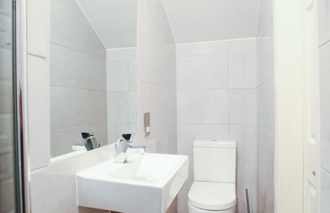 Business Park Lodge by Paymán Club - Photo 24