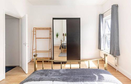 Large, Bright and Spacious 3 Bed Flat in London - Foto 30