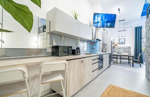 Exquisite studio apartment with an original design - Foto 28