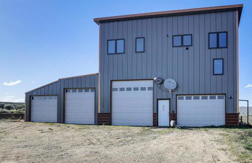 5 Mi to Lake Secluded Pinedale Retreat with Sauna! - Photo 26