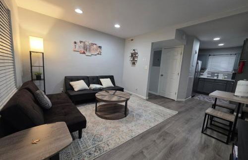 The Magic City Apt 2BR Cozy Birmingham Stay - Foto 1