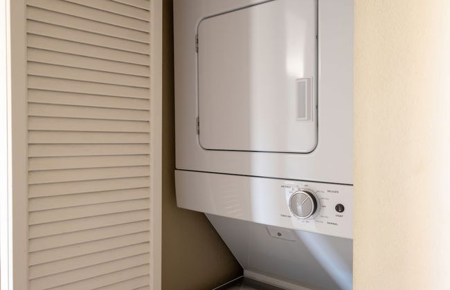 La Jolla UTC 42 - Photo 15