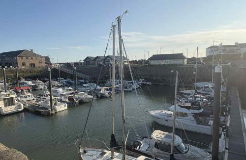 The Penthouse at Percy House Pet Friendly 2 Bedroom Apartment in Porthcawl Sleeps 4 people Located in the town centre - Foto 39