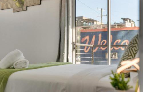 Urban 2BR I Parking I King Bed I Workspace - Foto 11