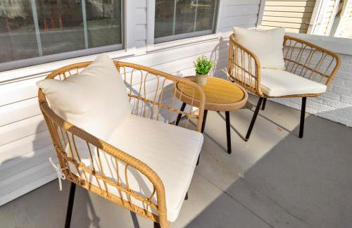 Uptown Haven Walkable Home with Bikes and Firepit near Downtown - Foto 5