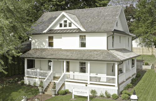 Kildahl House - Boutique Farmhouse Suite #3 - Photo 2