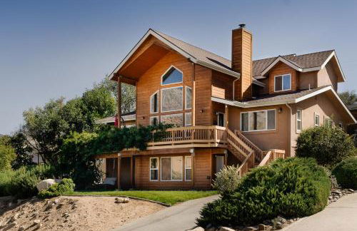 Epic View A Luxury House on a Hill River 10 min - Foto 1