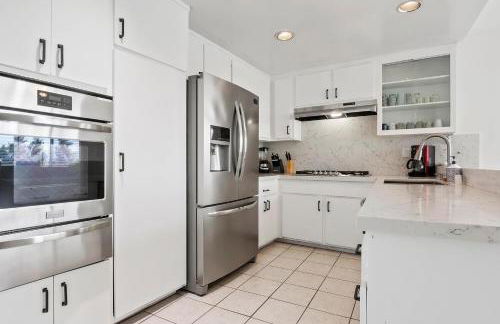 4 bedroom and 3 bath home close to universal studio and Hollywood - Foto 47