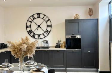 1 BR Apt - Short Lets & Serviced Accommodation Peak District With Free Super-Fast WiFi & Multiple Parking Options - Foto 33