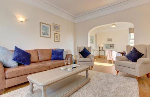 Fabulous Seaside Retreat - Foto 8