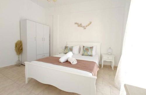 Sonia`s luxury apartment with jacuzzi - Photo 3